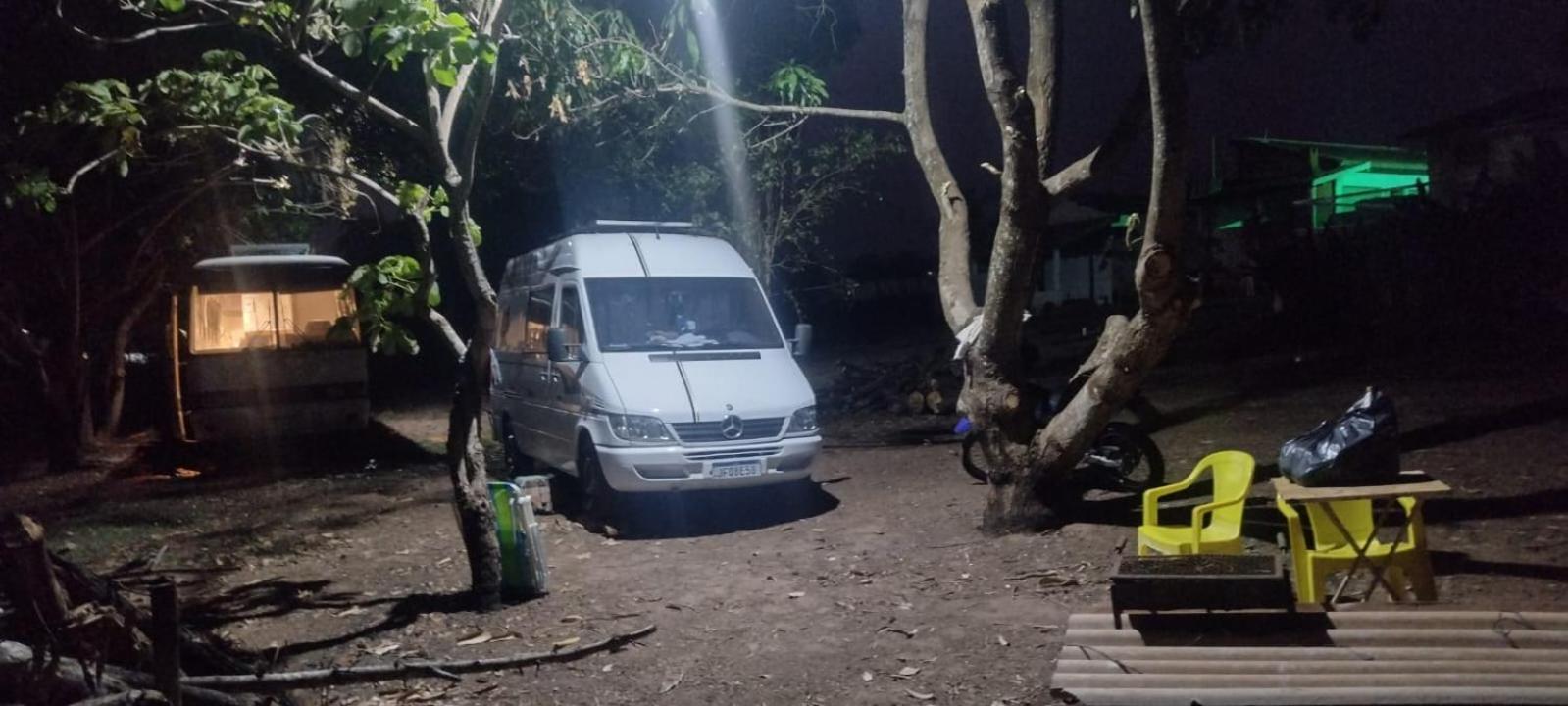 Acampamento P *